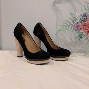 Beautiful Ann Taylor heels